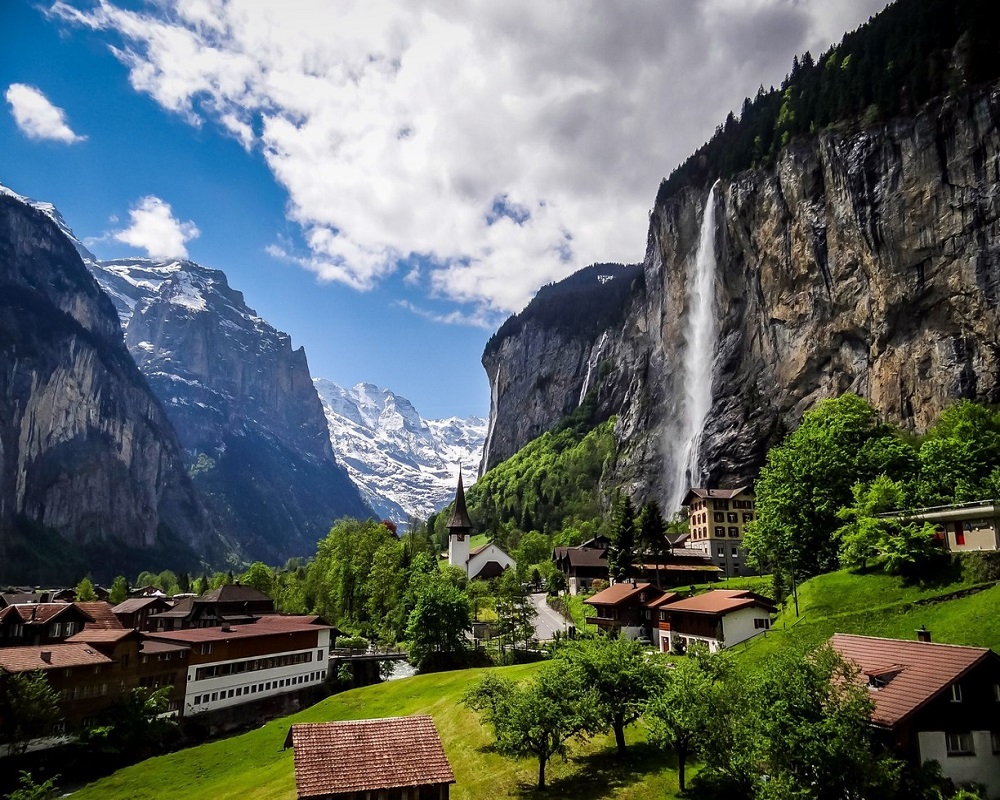 Làng Lauterbrunnen