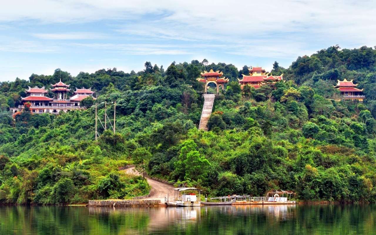 thiền viện trúc lâm