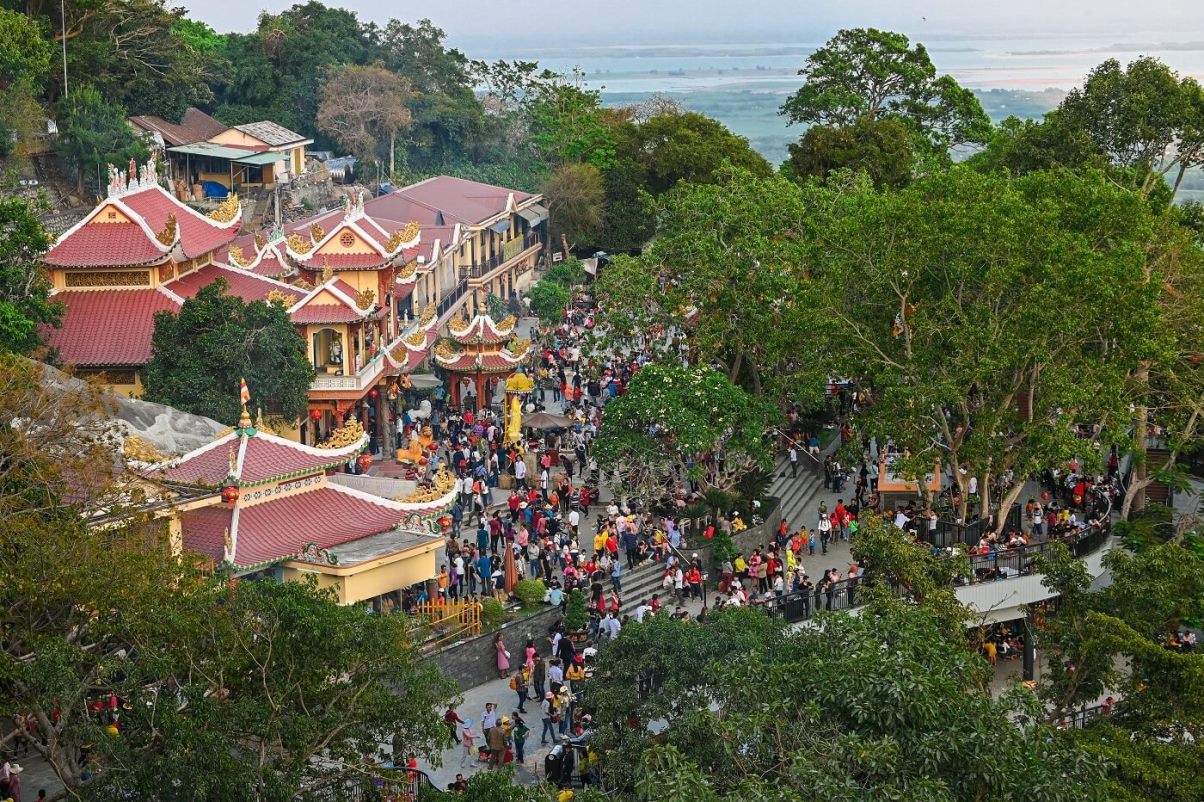 vía bà LINH SƠN THÁNH MẪU (1)