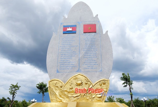 Cụm công trình lưu niệm