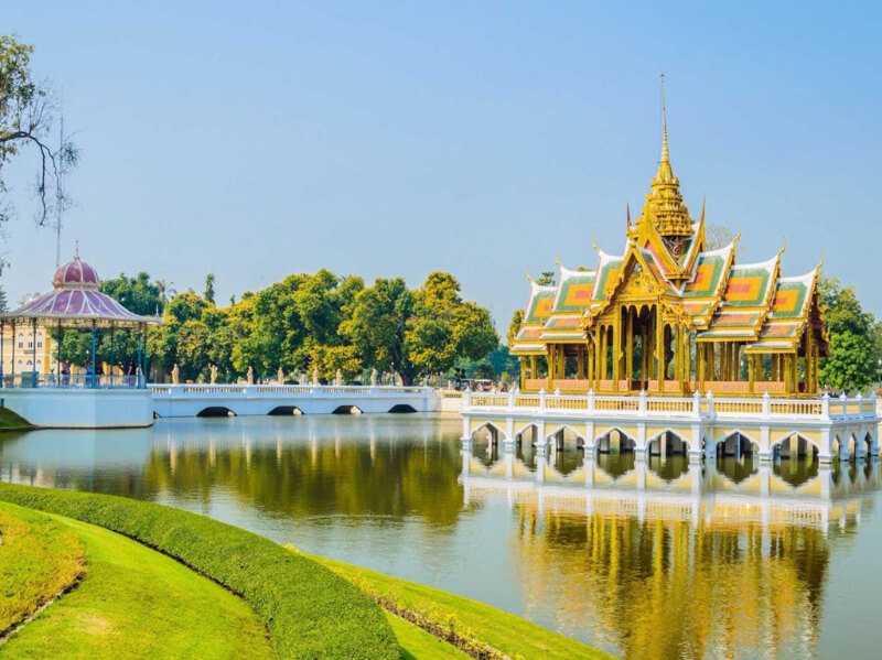 Cung điện mùa hè Bang Pa In