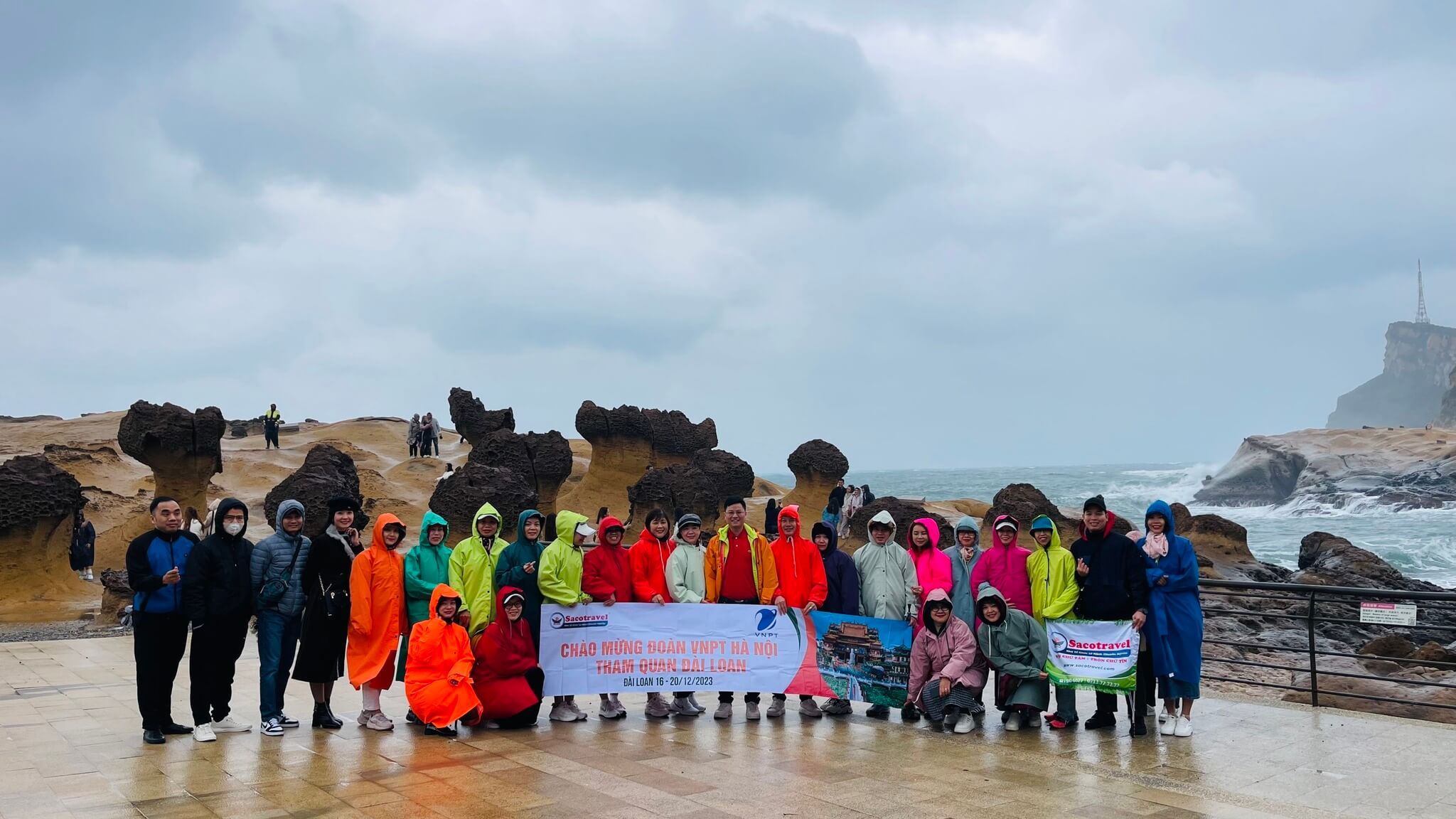 khách tour đài loan